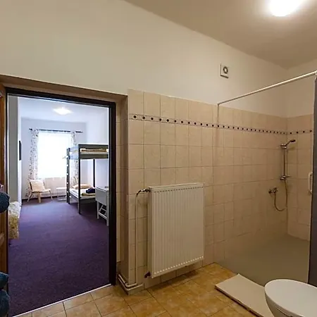 U Kostela * Privlaka