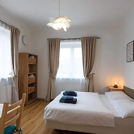 U Kostela Privlaka