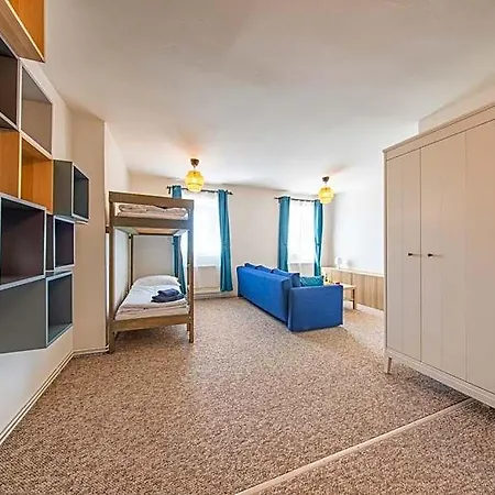 U Kostela * Privlaka