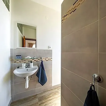 U Kostela Alojamento de Turismo Selvagem *
